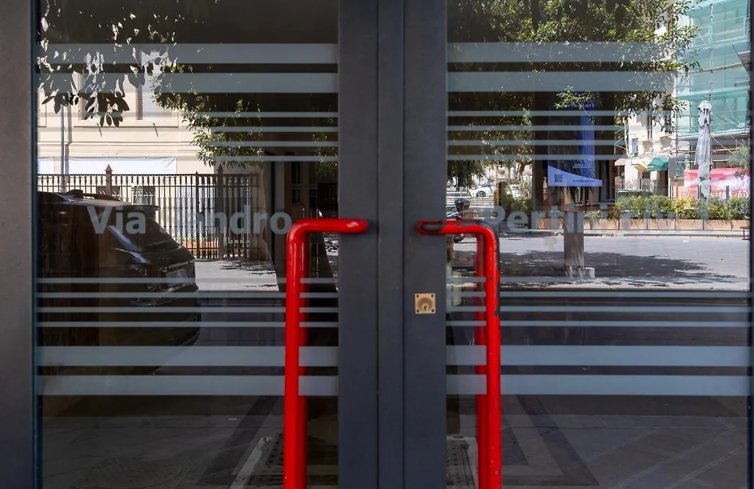 Fronte Del Porto Guesthouse-1